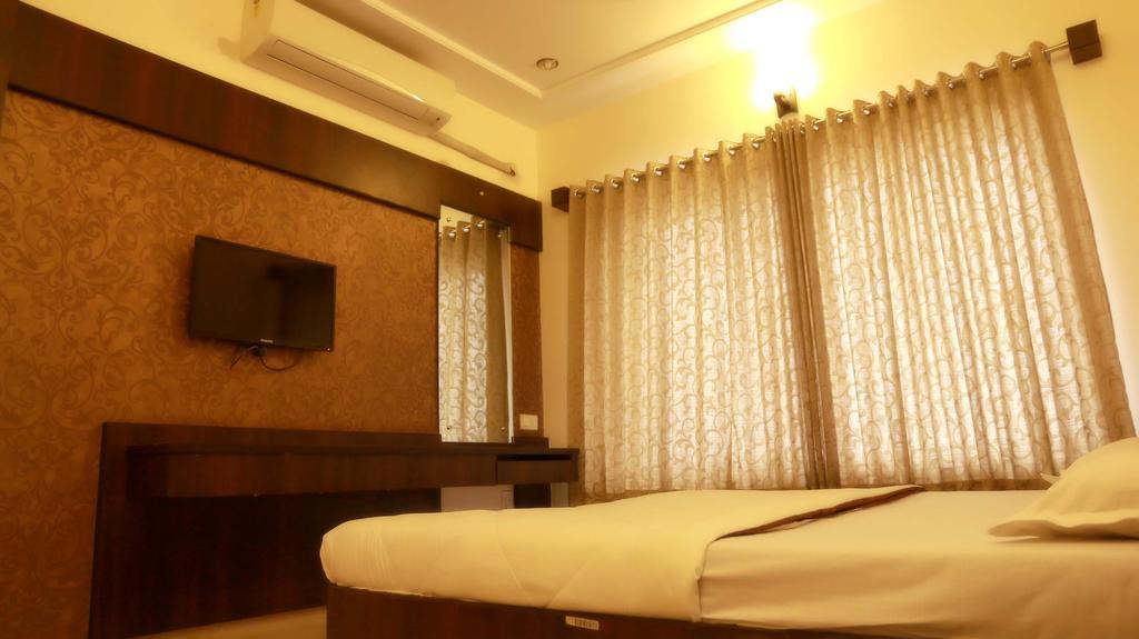 Hotel Sai Ramanand Shirdi Luaran gambar