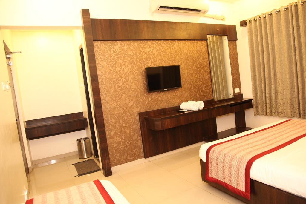Hotel Sai Ramanand Shirdi Luaran gambar