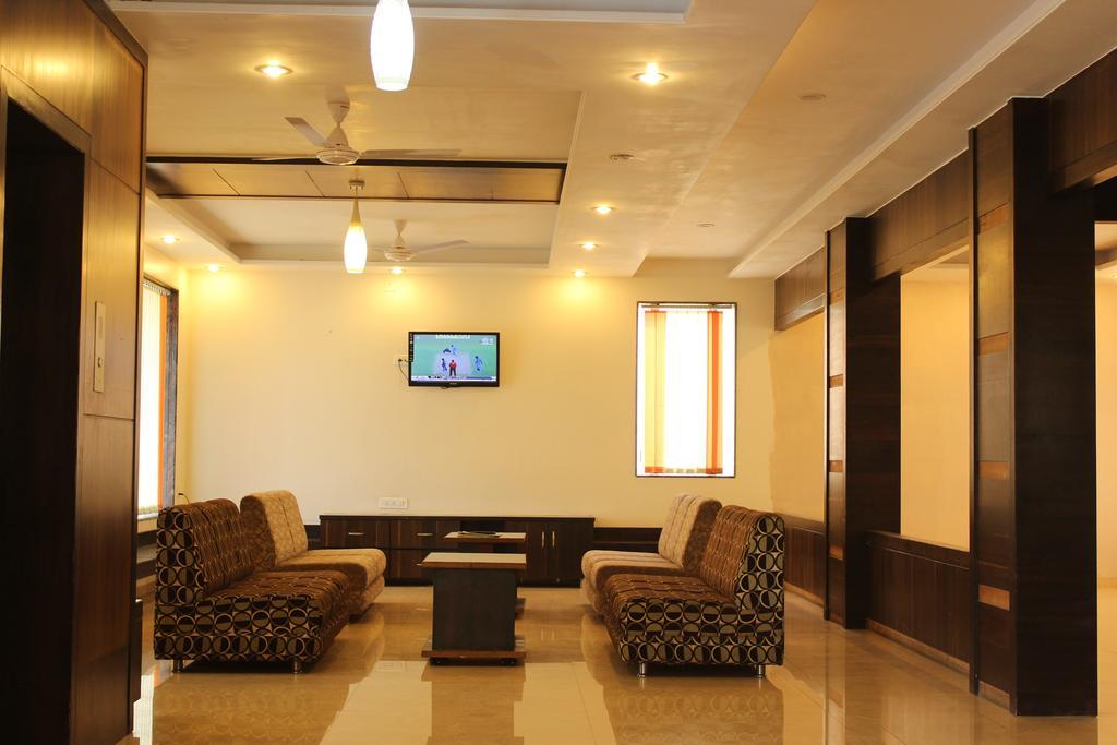 Hotel Sai Ramanand Shirdi Luaran gambar