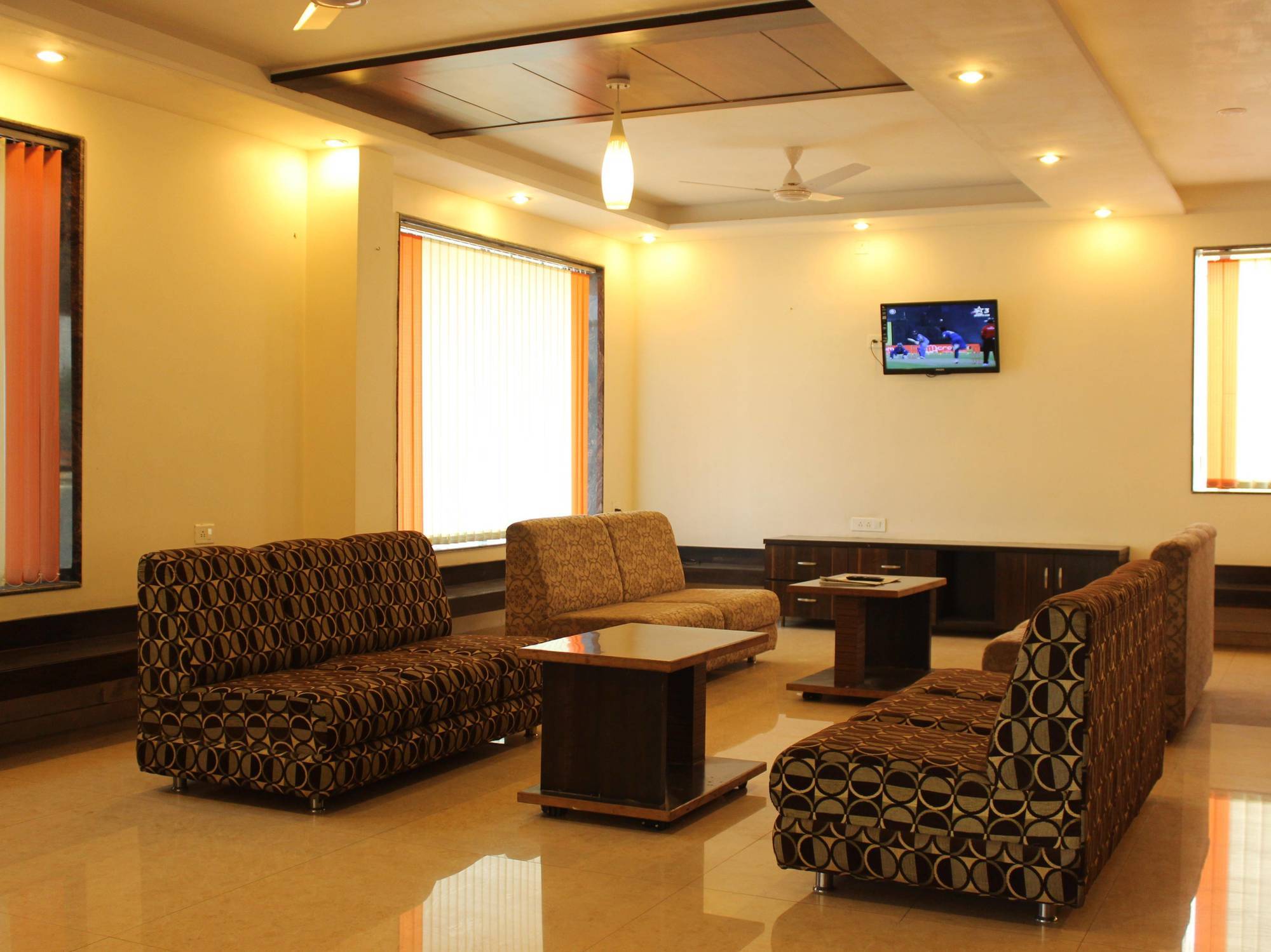 Hotel Sai Ramanand Shirdi Luaran gambar